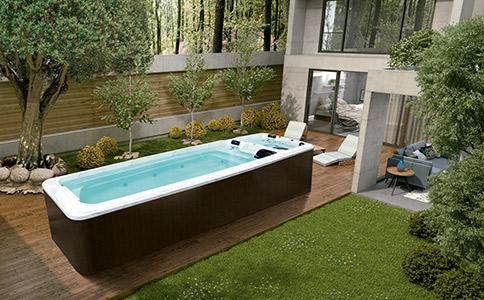 無(wú)邊際游泳池設(shè)備五大特點(diǎn)